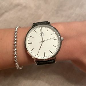 Akribos XXIV Black Leather Women’s Watch NEVER WORN